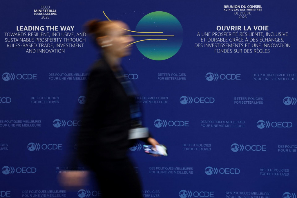 Organizácia pre hospodársku spoluprácu a rozvoj (OECD) zhoršila odhad rastu svetovej ekonomiky v tomto roku. FOTO: Reuters