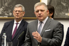 Premiér Robert Fico a minister spravodlivosti Boris Susko. FOTO: TASR/Ján Krošlák