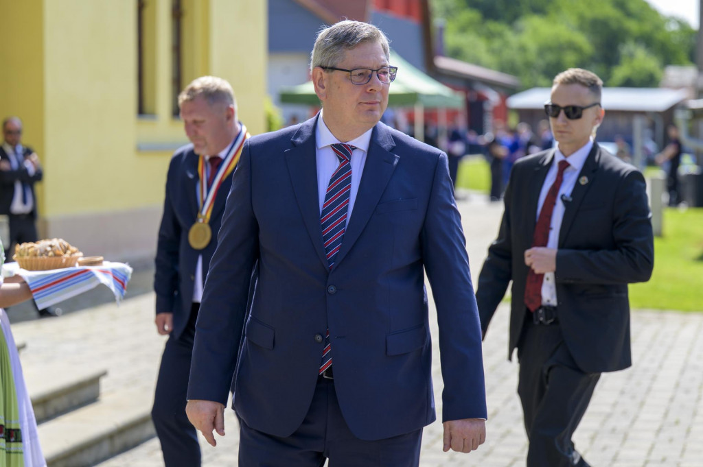 Na snímke minister spravodlivosti SR Boris Susko (Smer-SD) pred výjazdovým rokovaním vlády v Pečovskej Novej Vsi 4. júna 2025. FOTO: TASR