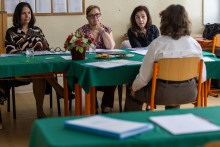 Odborná komisia počas ústnych maturitných skúšok na Obchodnej akadémii Veľká okružná v Žiline. FOTO: TASR/Daniel Stehlík
