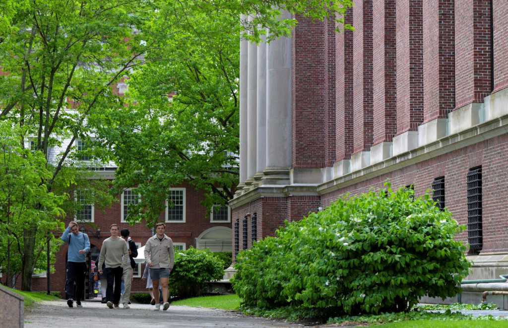Harvardova univerzita podala žalobu proti nariadeniu amerického prezidenta Donalda Trumpa. FOTO: Reuters