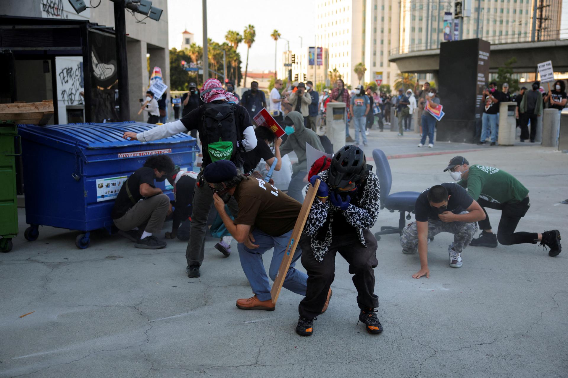 Imigračné razie v Los Angeles vyvolali chaos a protesty. V meste sa hovorí o terore