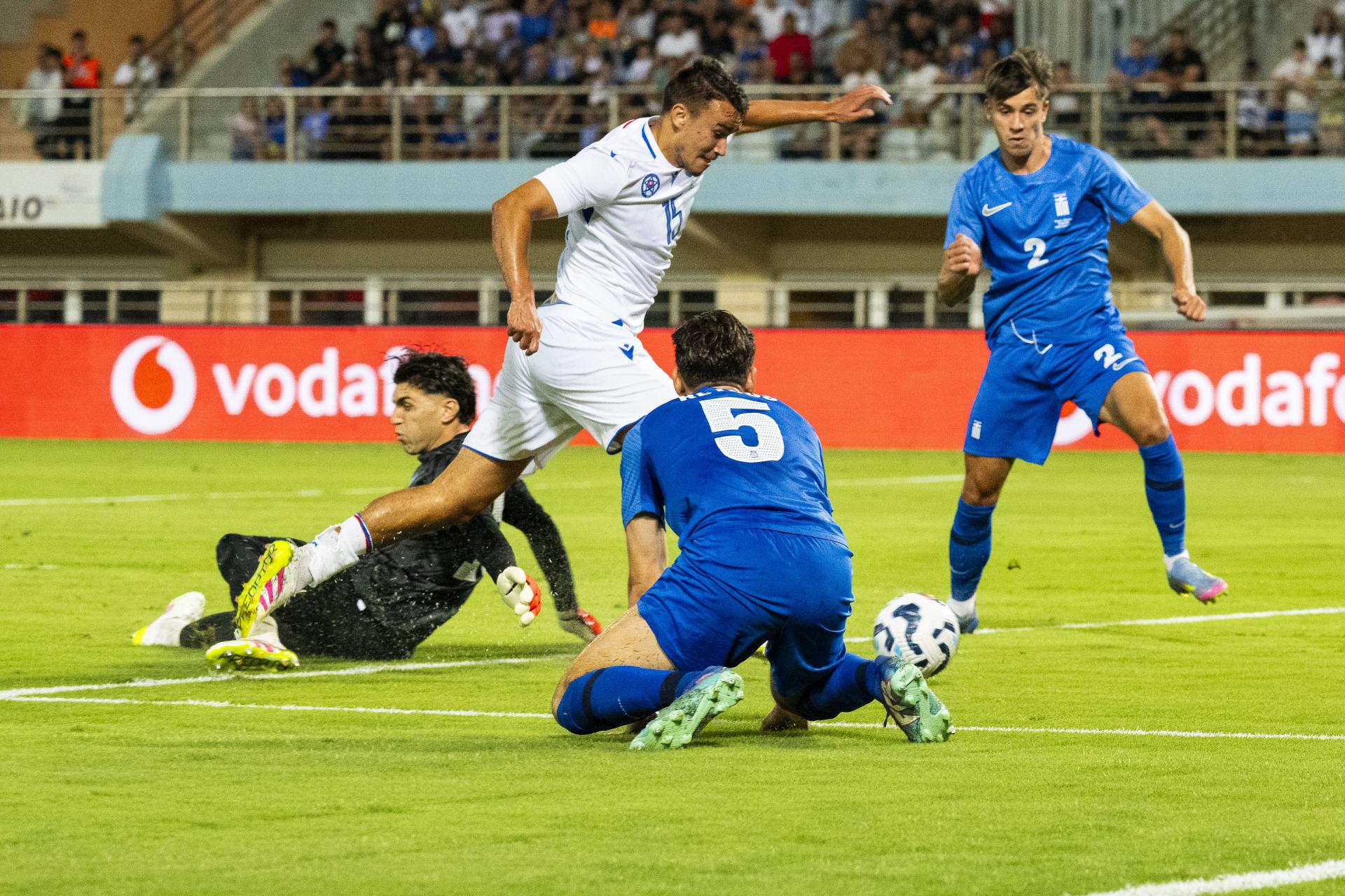 Slovenskí futbalisti prehrali v prípravnom zápase proti Grécku