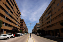 Záujem o Sesenu stúpa, aj keď stále nemá dobré dopravné spojenie s hlavným mestom a kompletnú infraštruktúr​u. FOTO: Reuters