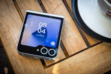 Samsung Galaxy Z Flip 6