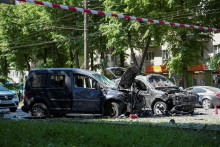 Miesto ruského útoku v meste Sumy. FOTO: Reuters