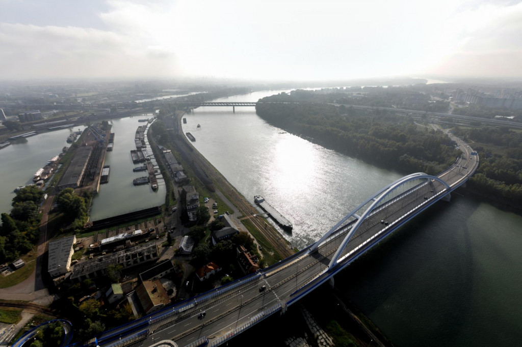 Zahraničný obchod skončil v apríli s minimálnym deficitom vo výške 273-tisíc eur, čo prestavuje historicky najmenší rozdiel medzi vývozom a dovozom. FOTO: TASR/Dano Veselský