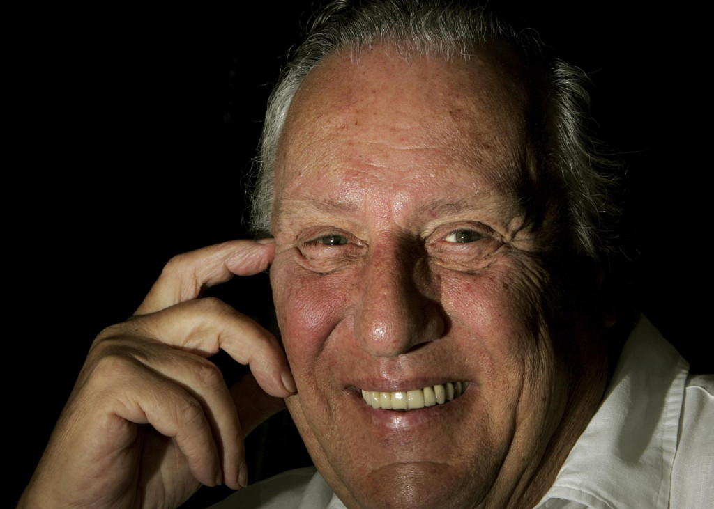Vo veku 86 rokov po krátkej chorobe zomrel britský spisovateľ, autor politických bestsellerov Frederick Forsyth. FOTO: TASR/AP