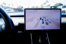 Autonómne riadenie spoločnosti Tesla. FOTO: REUTERS