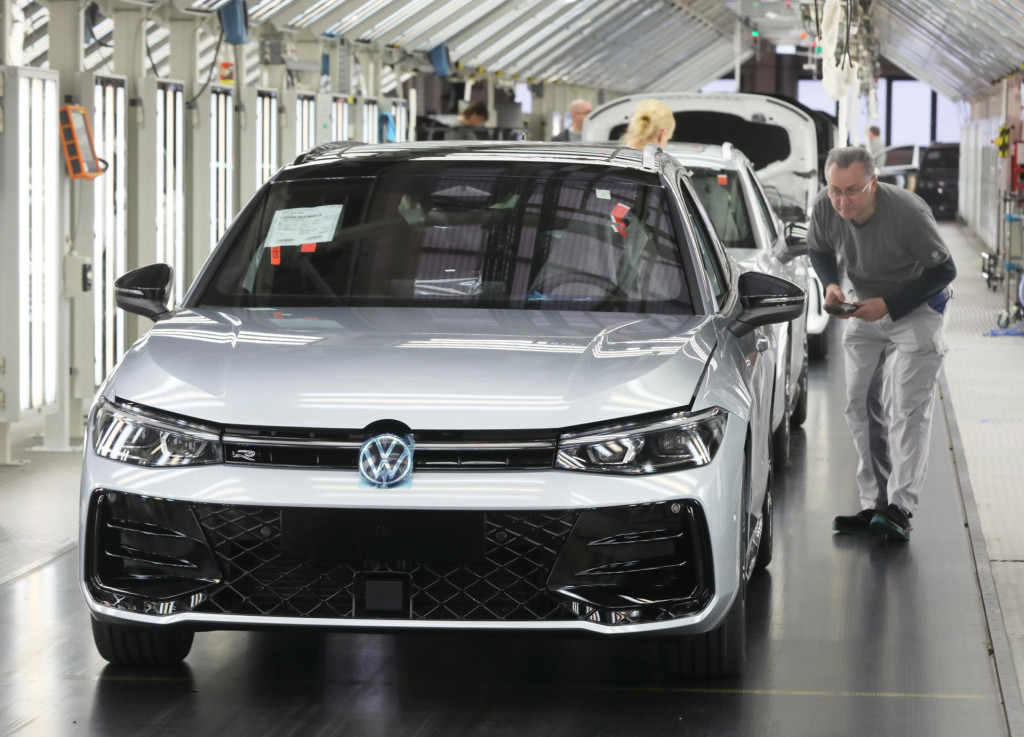 V priemysle v apríli rast miezd preskočil infláciu. FOTO: HN/Peter Mayer