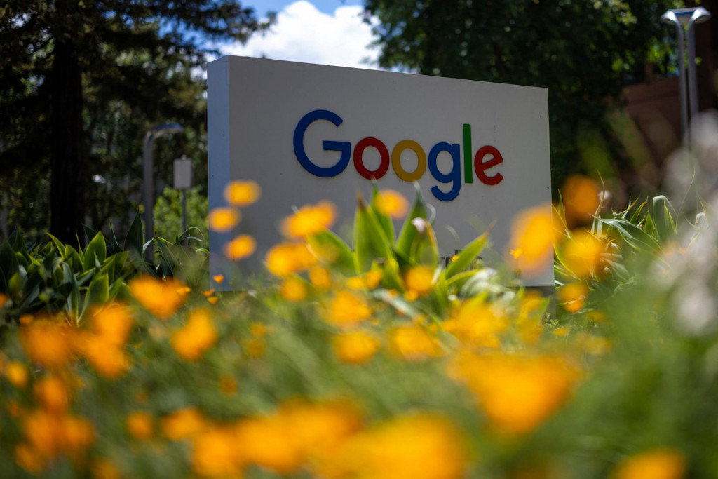 Google sa mení z vyhľadávača na poskytovateľa odpovedí a s tým aj biznis model na internete. FOTO: Reuters