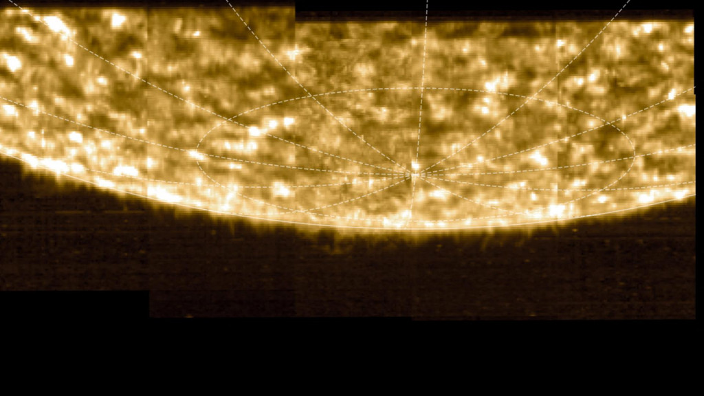 Mapa žiarenia južného pólu Slnka zaznamenaná sondou Solar Orbiter.