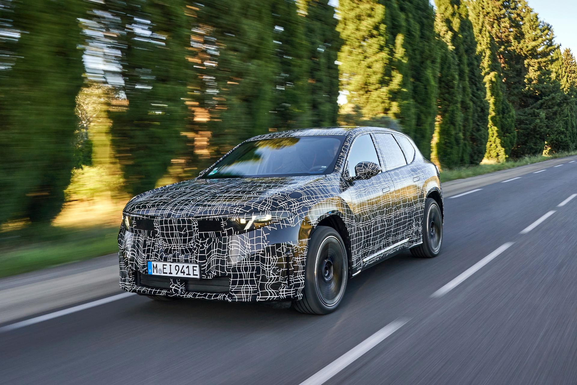 BMW plánuje veľkú technologickú revolúciu. Blíži sa výroba modelu, ktorý všetko zmení
