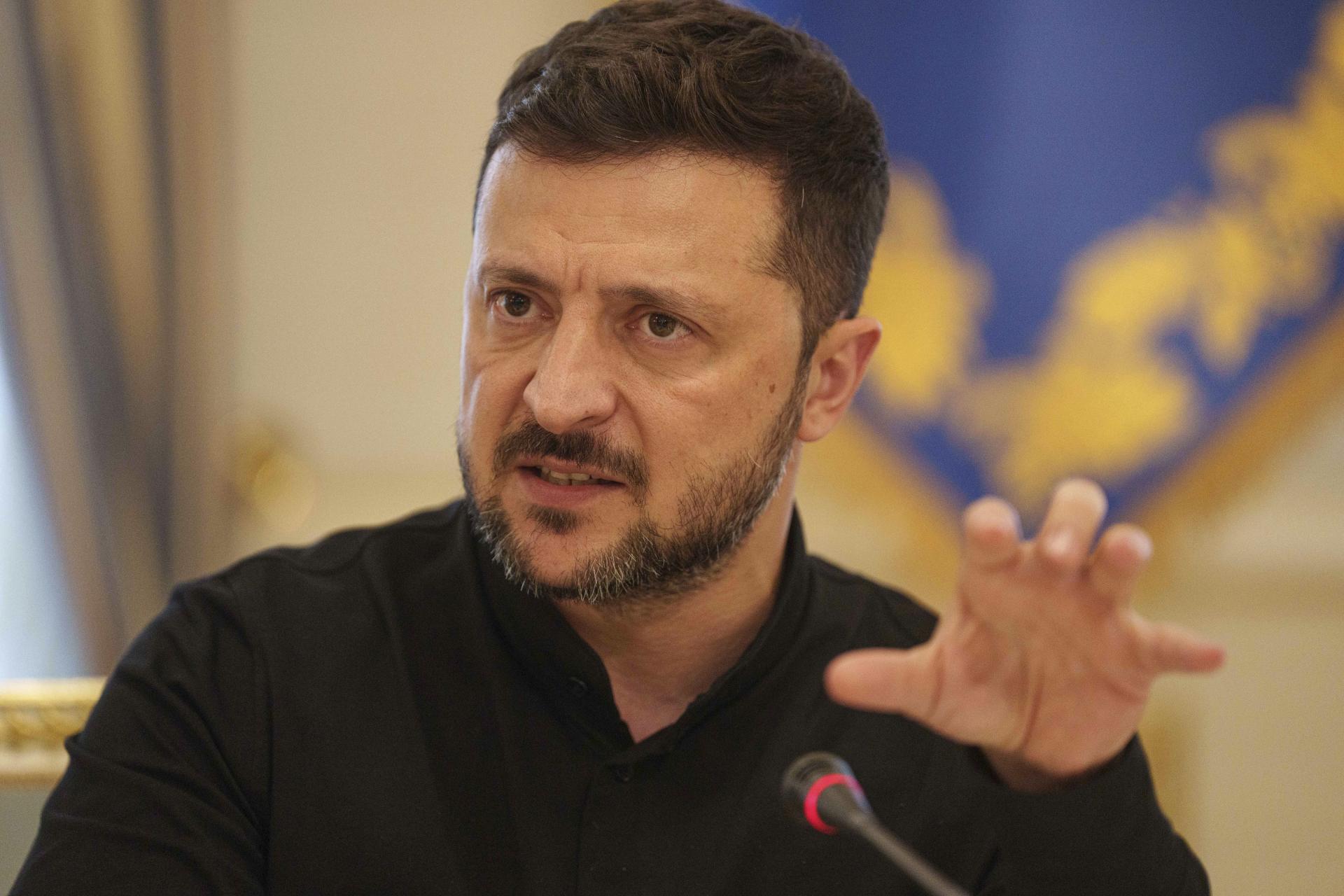 Zelenskyj žiada USA, aby zmenili prístup v dialógu s Ruskom. Ustupovanie Putinovi vojnu neukončí, tvrdí