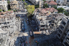 Zničené domy v Izraeli. FOTO: Reuters