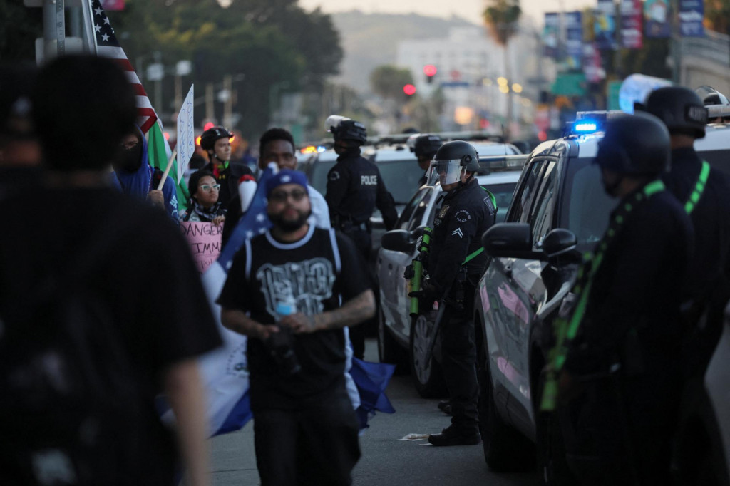 Protest v Los Angeles. FOTO: Reuters