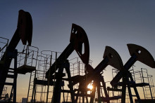 FILE PHOTO: A view shows disused oil pump jacks at the Airankol oil field operated by Caspiy Neft in the Atyrau Region, Kazakhstan April 2, 2025. REUTERS/Pavel Mikheyev/File Photo FOTO: Pavel Mikheyev