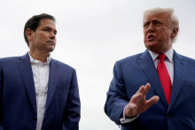 Americký prezident Donald Trump a šéf americkej diplomacie Marco Rubio. FOTO: REUTERS