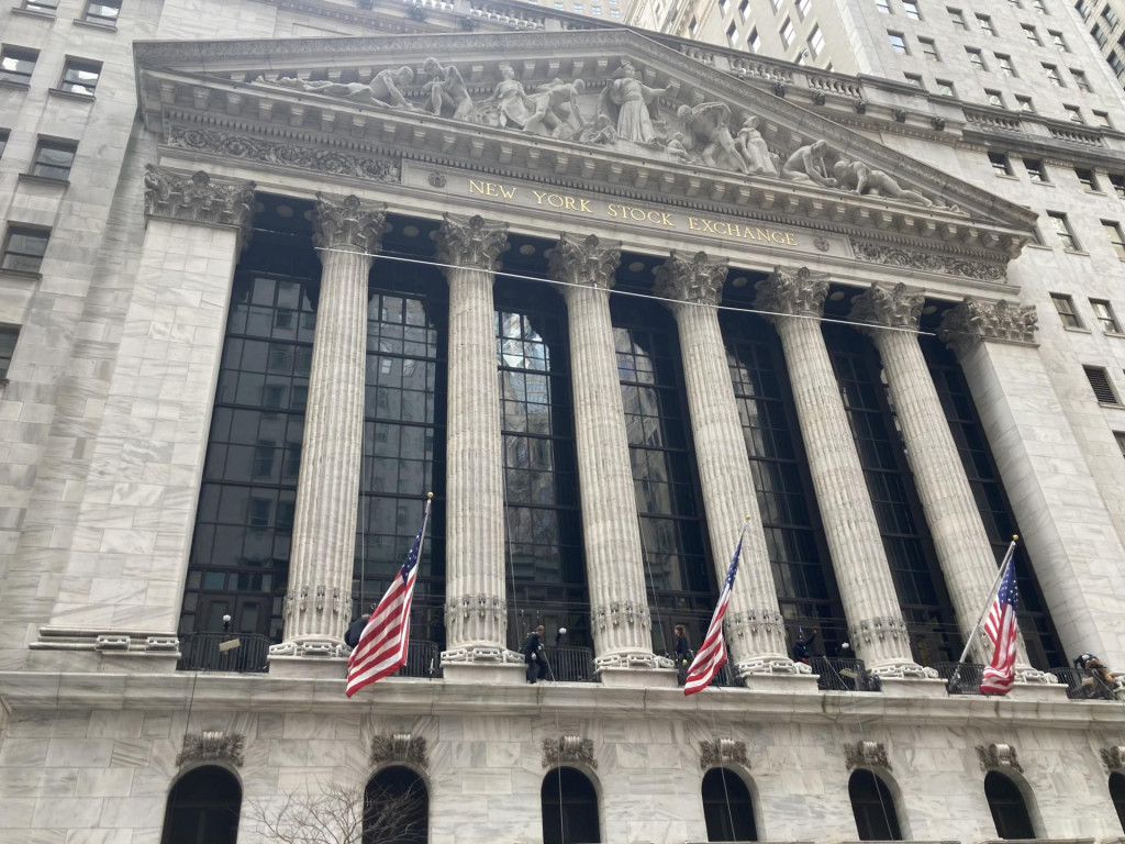Budova newyorskej burzy na Wall Street. FOTO: Katarína Šebejová