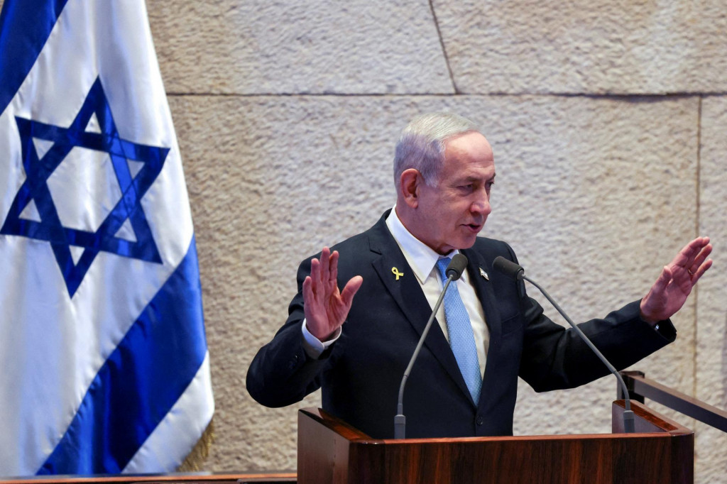 „Irán zaplatí veľmi vysokú cenu za úmyselnú vraždu civilistov, žien a detí,“ povedal izraelský premiér Benjamin Netanjahu podľa svojej kancelárie. FOTO: REUTERS
