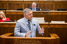 Na snímke premiér Robert Fico počas aktuálnej schôdze. FOTO: Parlament SR