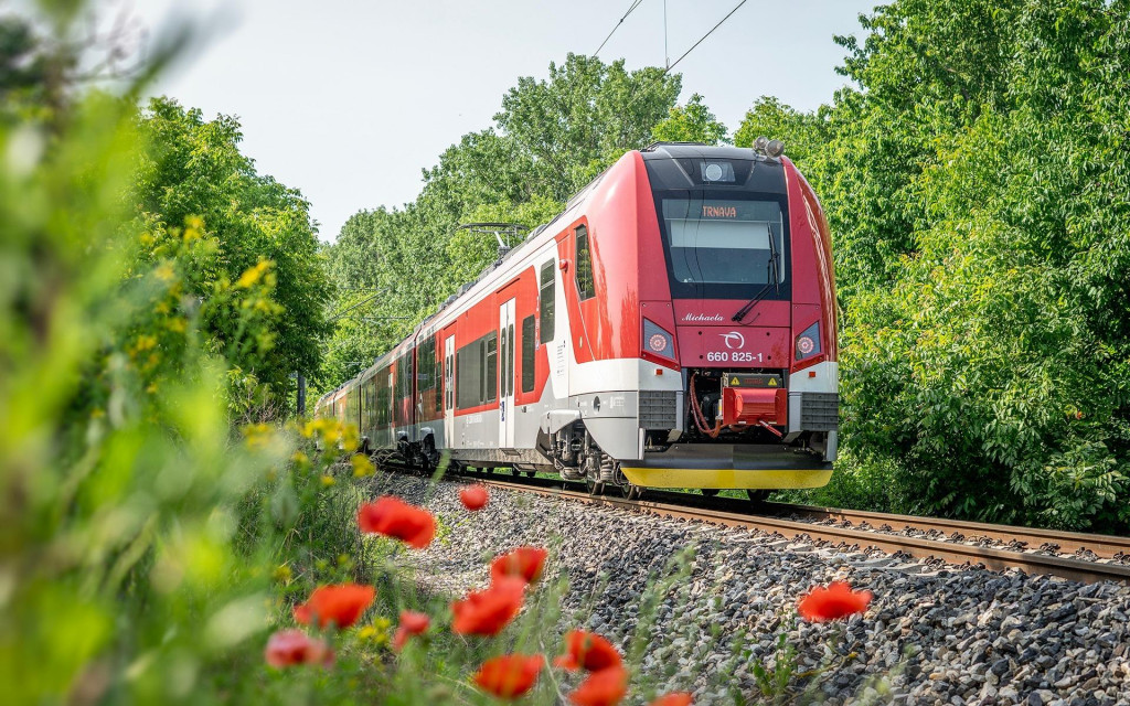 5726001