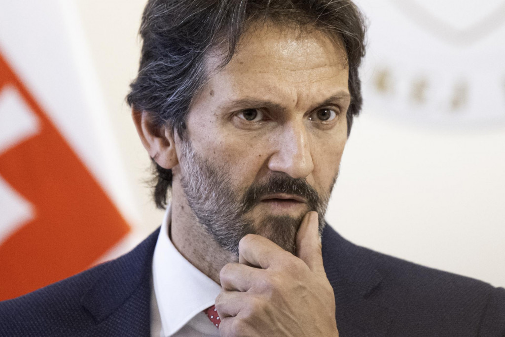 Minister obrany Robert Kaliň&aacute;k. FOTO: TASR/Martin Baumann