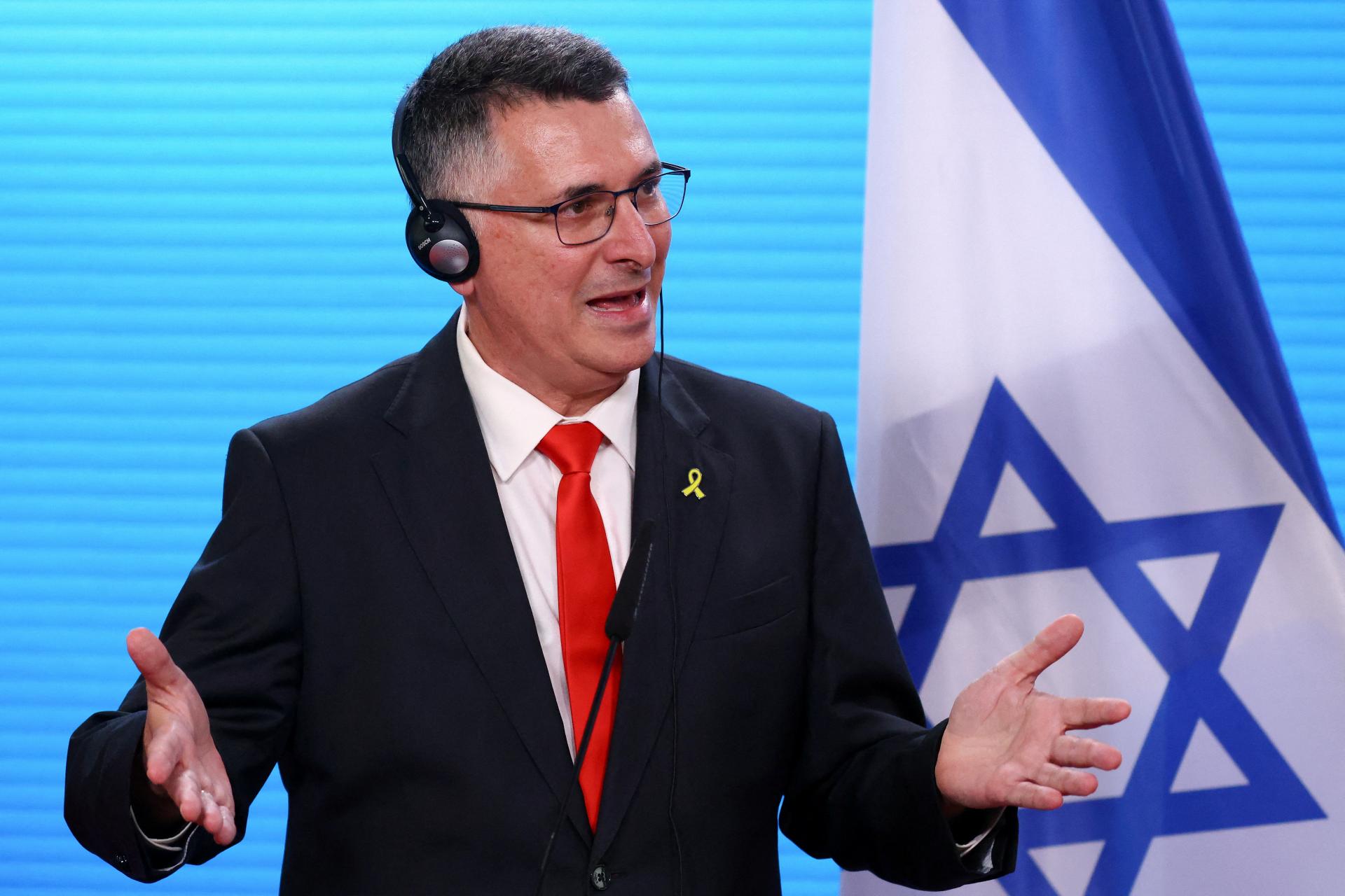 Zmena režimu v Iráne nateraz nie je našim cieľom, ale môže byť dôsledkom, tvrdí izraelský minister