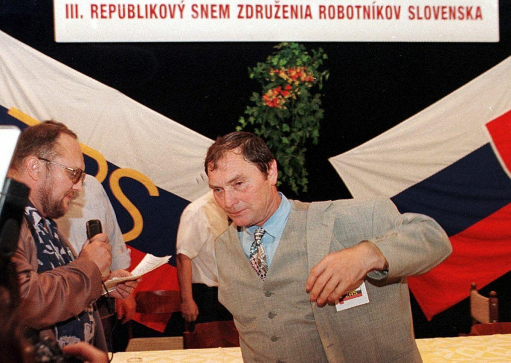 J&aacute;n Ľupt&aacute;k &scaron;&eacute;foval Združeniu robotn&iacute;kov Slovenska. FOTO/arch&iacute;v TASR/Jozef Ďurn&iacute;k