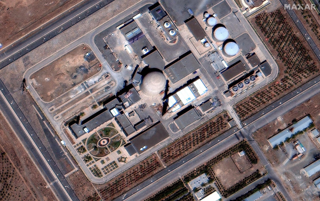 Ťažkovodný reaktor v Aráku. FOTO: Reuters