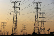 Bez výraznejšieho pohybu, ale na vysokej úrovni zostala v porovnaní s predchádzajúcim týždňom na pražskej burze PXE cena elektrickej energie pre Slovensko. FOTO: REUTERS