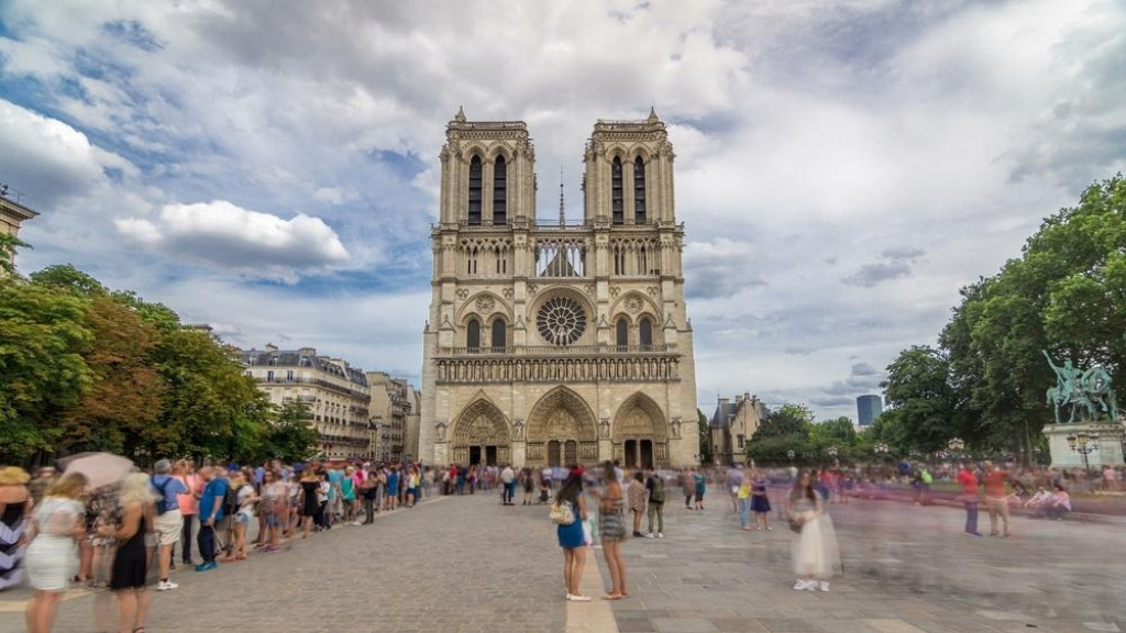 Katedrála Notre Dame. FOTO: Reuters