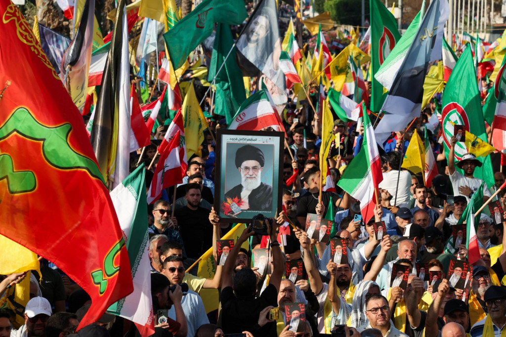 Izraelská tajná služba Mosad údajne začala takto obvolávať generálov 13. júna po začatí útokov na Irán a jeho vysoko postavených predstaviteľov. FOTO: Reuters