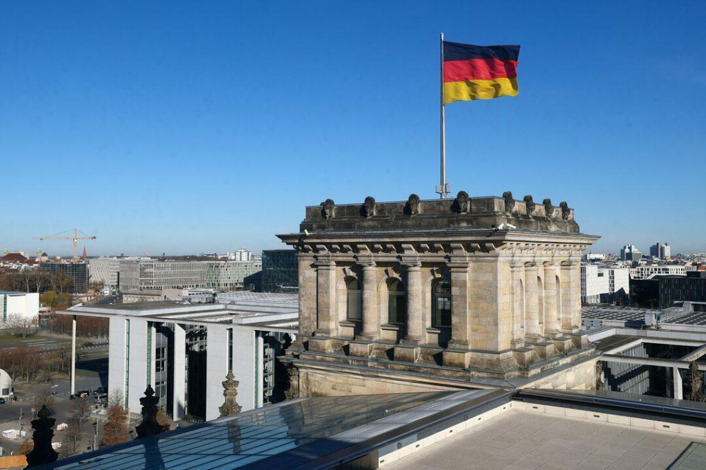 Balík musí ešte schváliť horná komora Bundesrat, ktorá o ňom má hlasovať 11. júla. FOTO: REUTERS