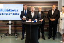 Premenovanie na Stranu vidieka ohlásili huliakovci v hlavnom meste. FOTO: TASR/J. Kotian