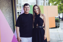 Andrej Bičan sa po rokoch spolužitia oženil s partnerkou Michaelou.