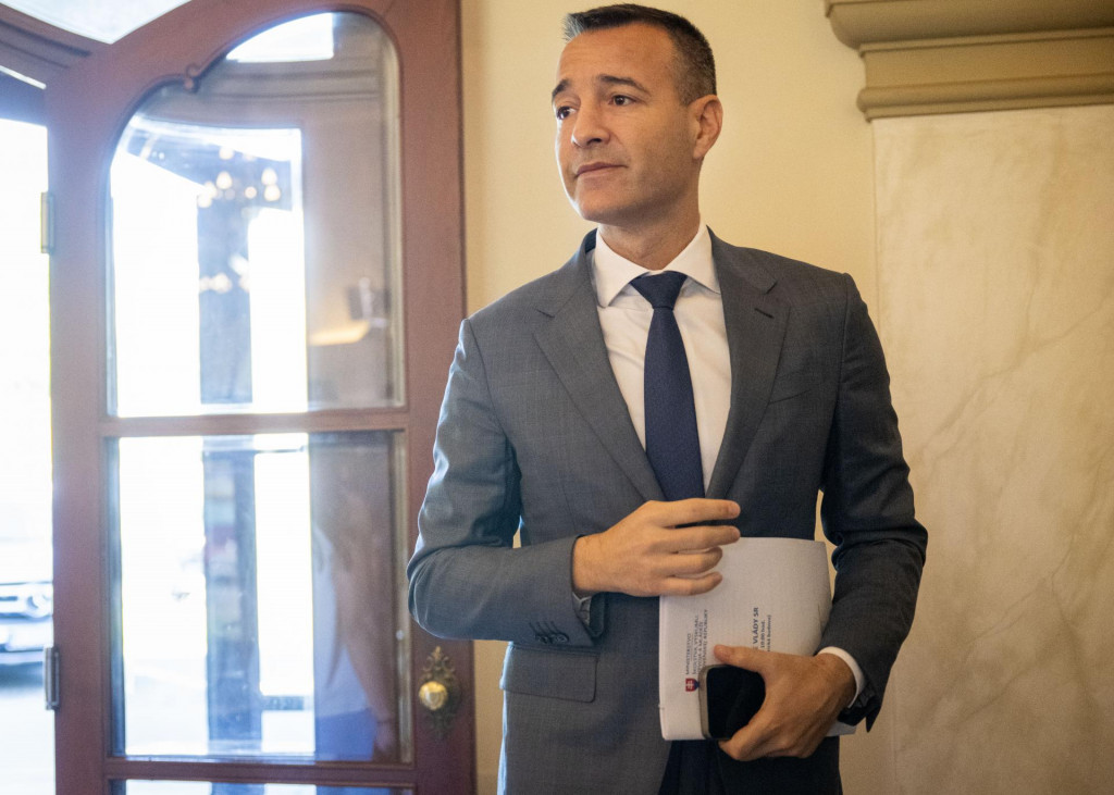 Minister školstva Tomáš Drucker našiel zdroje na vyššie platy učiteľov. FOTO: TASR/J. Kotian