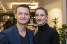 Adela a Viktor si rodičovstvo užívajú.