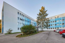 Všeobecná zdravotná poisťovňa (VšZP) znížila nemocnici prospektívny rozpočet o 195 000 eur mesačne.