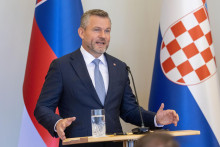 Prezident Peter Pellegrini počas tlačovej konferencie s chorvátskym prezidentom Zoranom Milanovičom v Záhrebe 1. júla 2025. FOTO: TASR/HINA
