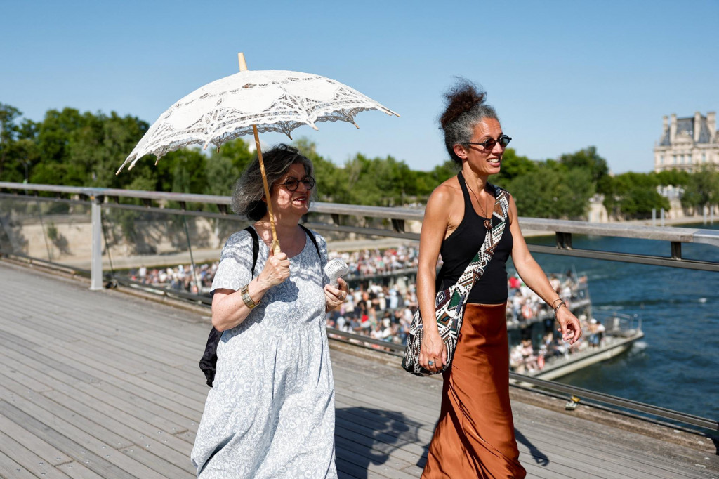 Príliv horúceho vzduchu by mal dnes vyvrcholiť aj vo Francúzsku, Nemecku a ďalších západoeurópskych krajinách. FOTO: REUTERS