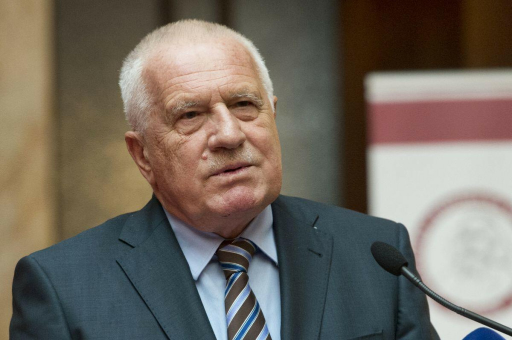 Bývalý český prezident Václav Klaus upozornil na nedostatkovú ekonomiku za socializmu. FOTO: TASR/P. Neubauer