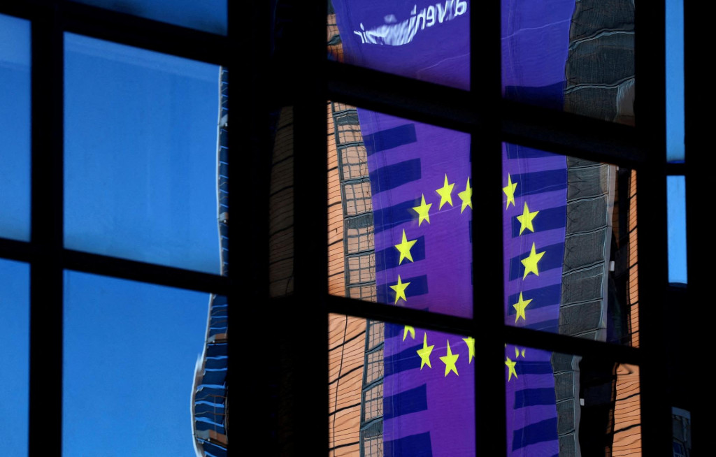 EÚ už schválila balíček protiopatrení za 21 miliárd eur, ale zatiaľ ich nezaviedla. FOTO: REUTERS