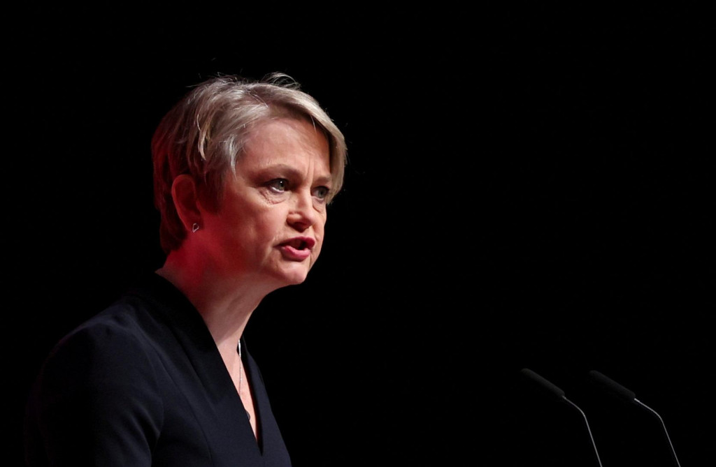 Britská ministerka vnútra Yvette Cooperová. FOTO: REUTERS