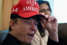 Po tom, čo sa Elon Musk pohádal s americkým prezidentom Donaldom Trumpom, zakladá novú politickú stranu America Party.  FOTO: REUTERS