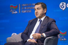 Hikmat Hajiyev sa v júni zúčastnil v Prahe na bezpečnostnej konferencii Globsec. FOTO: Globsec