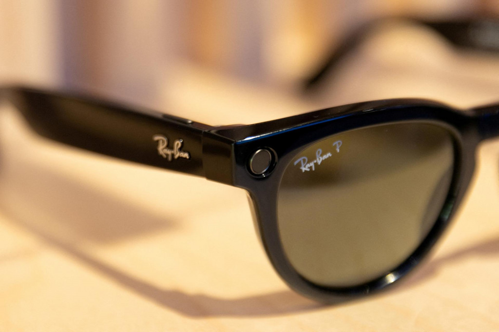 Okuliare Ray-Ban Meta. FOTO: Reuters