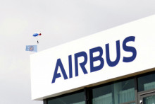 Airbus tento týždeň uviedol, že za prvých šesť mesiacov roka dodal zákazníkom 306 lietadiel. FOTO: REUTERS