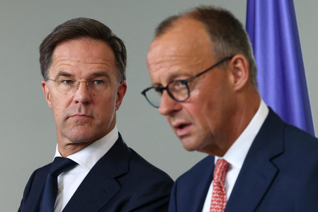 Friedrich Merz a Mark Rutte. FOTO: REUTERS