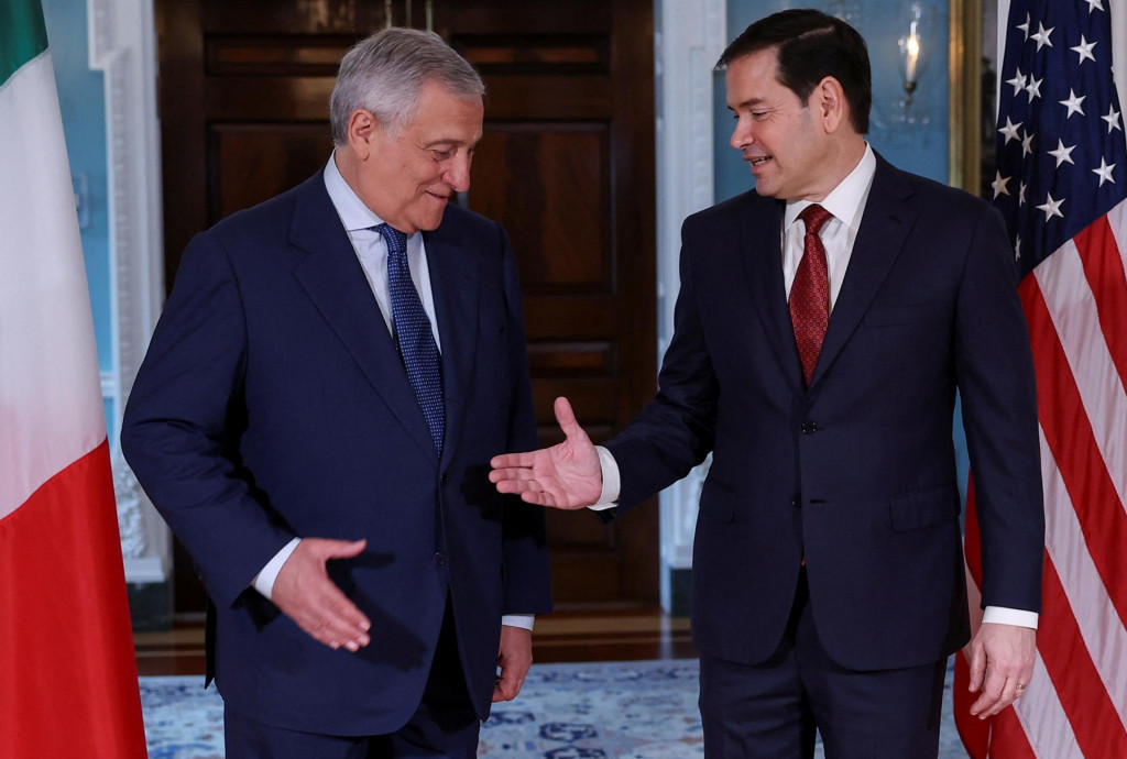Americký minister zahraničnýh vecí Marco Rubio a šéf talianskej diplomacie Antonio Tajani. FOTO: REUTERS